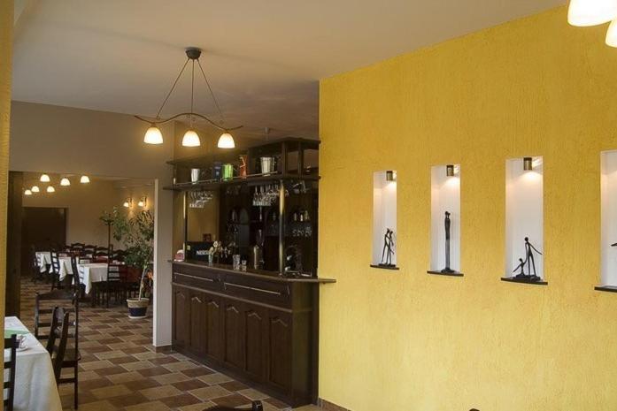 Hotel Labedy Gliwice Exterior photo